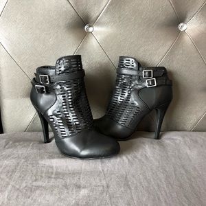 👠Michael Antonio Size 7.5 Booties 4 Inch Heel 👠